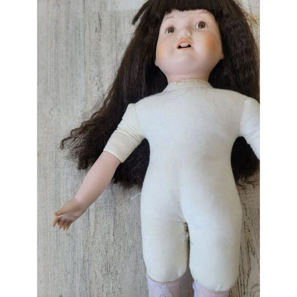 Vintage wind up AS IS girl porcelain doll collectible school girl - Picture 3 of 11